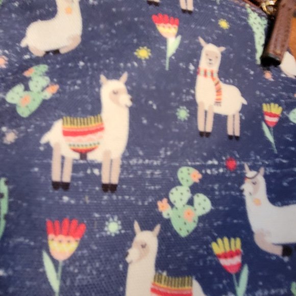 small cute llama purse zippered pocket non smoking home  long adjustable straps - Picture 3 of 7
